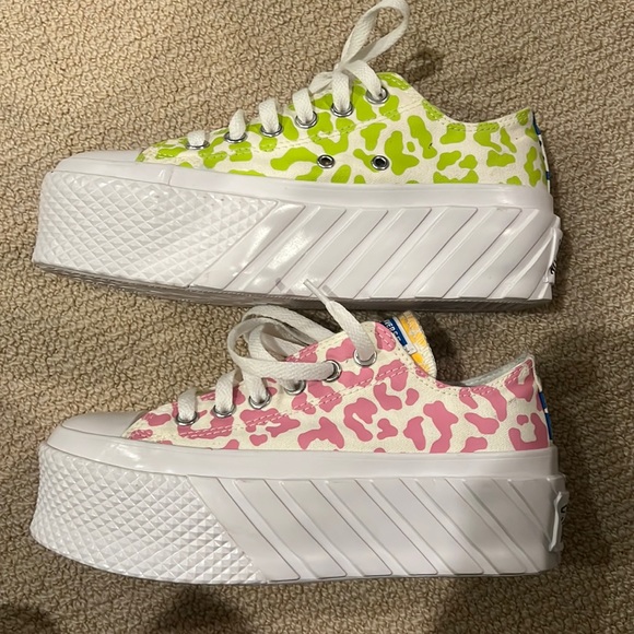 NWOT - converse platform all stars size 6 - Picture 2 of 5